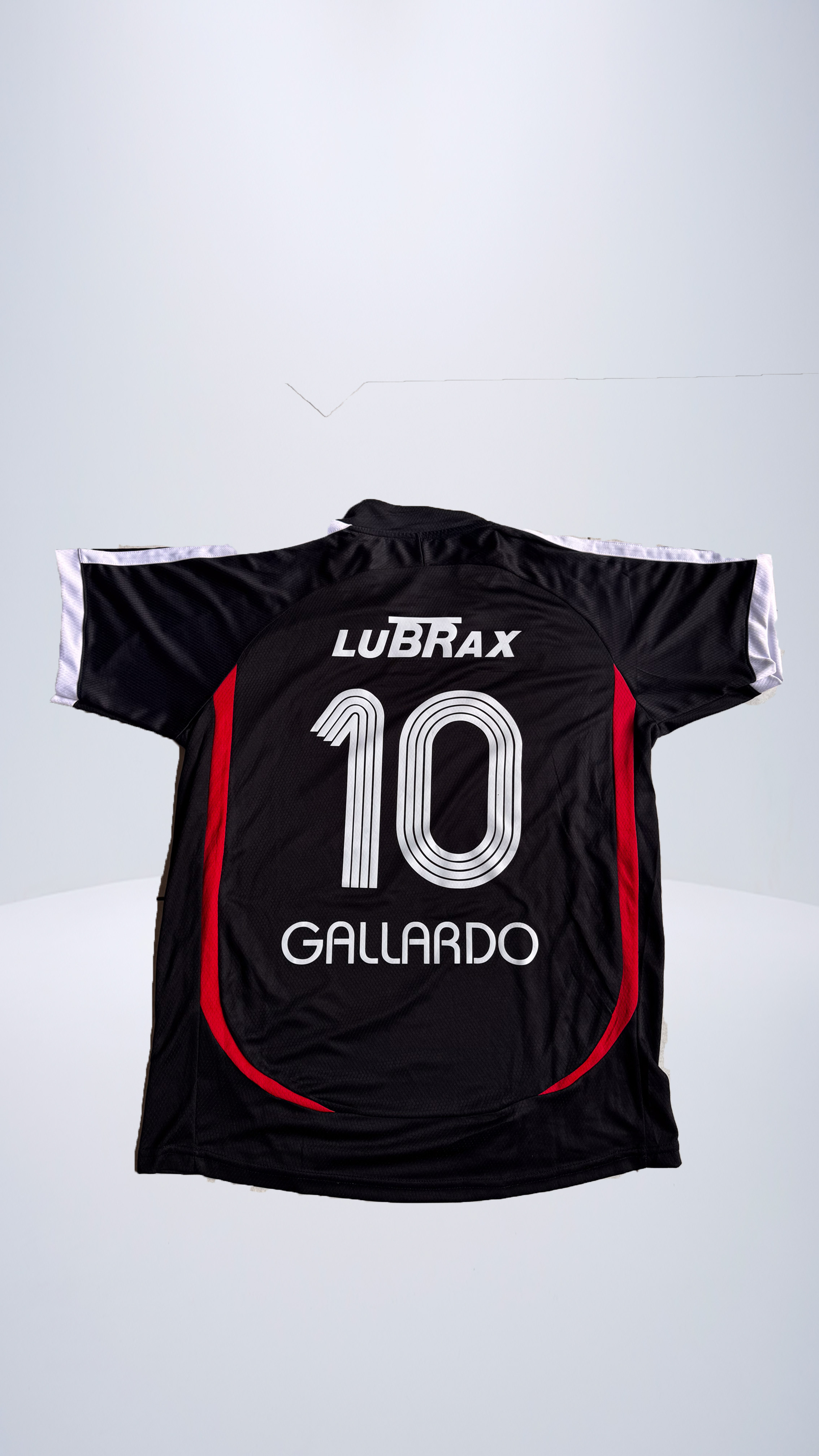 River Gallardo — foto 3